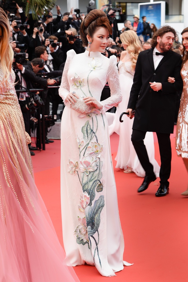 4 sao Việt diện áo dài tại Cannes: Thanh tao, đơn giản mà tỏa sáng ngời ngời - Ảnh 2.