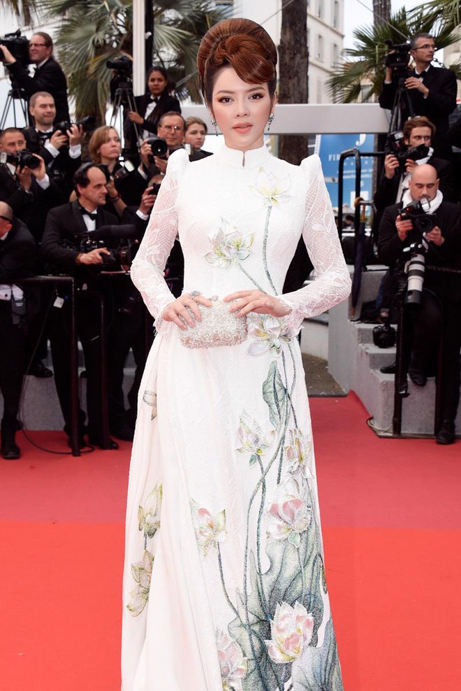 4 sao Việt diện áo dài tại Cannes: Thanh tao, đơn giản mà tỏa sáng ngời ngời - Ảnh 4.