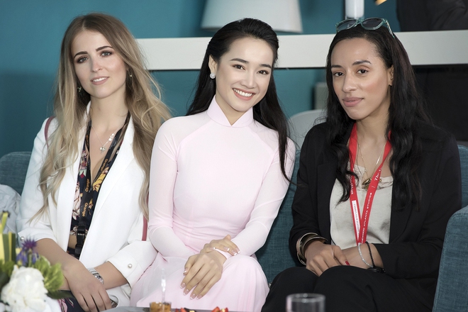 4 sao Việt diện áo dài tại Cannes: Thanh tao, đơn giản mà tỏa sáng ngời ngời - Ảnh 5.