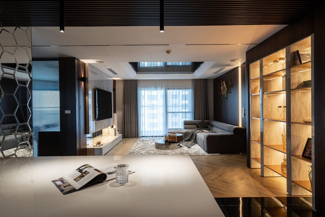 Căn hộ 160m&sup2; với 3 ph&ograve;ng ngủ theo phong c&aacute;ch luxury hết chi ph&iacute; 3 tỷ của cặp vợ chồng ở H&agrave; Nội - Ảnh 3.
