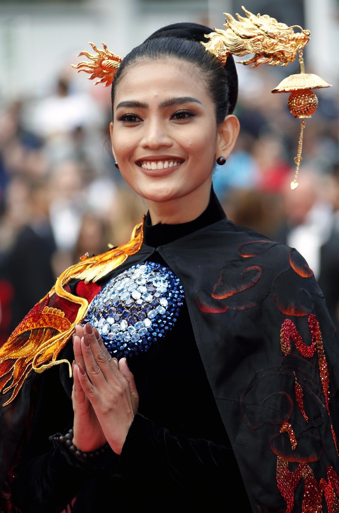 4 sao Việt diện áo dài tại Cannes: Thanh tao, đơn giản mà tỏa sáng ngời ngời - Ảnh 8.
