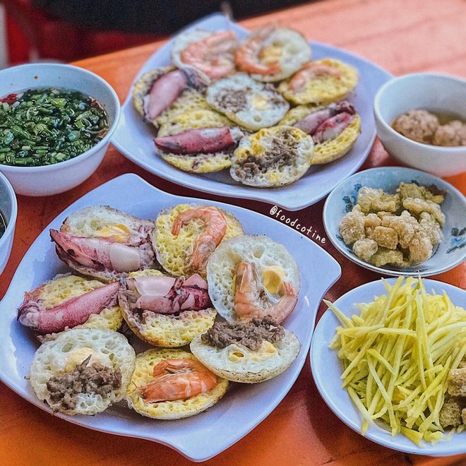 4 quán bánh căn ở Nha Trang cứ ăn là “dính”, người dân địa phương cũng khen tấm tắc - Ảnh 11.
