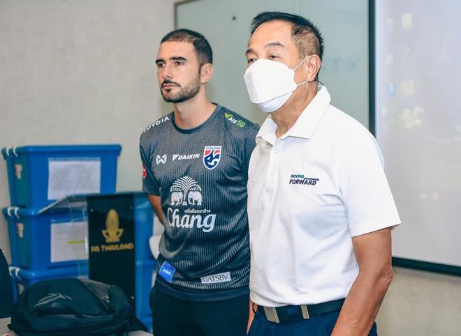 Chủ tịch LĐBĐ Th&aacute;i Lan gửi tối hậu thư cho đội nh&agrave; trước ng&agrave;y đấu Việt Nam - Ảnh 1.