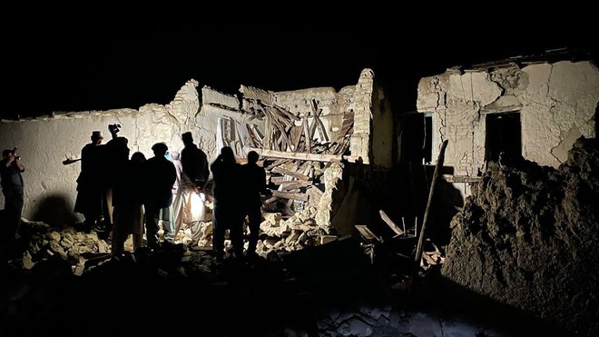 Vụ động đất tại Afghanistan: Ít nhất 1.000 người thiệt mạng, hàng ngàn người bị thương, công tác cứu hộ gặp khó khăn - Ảnh 4.