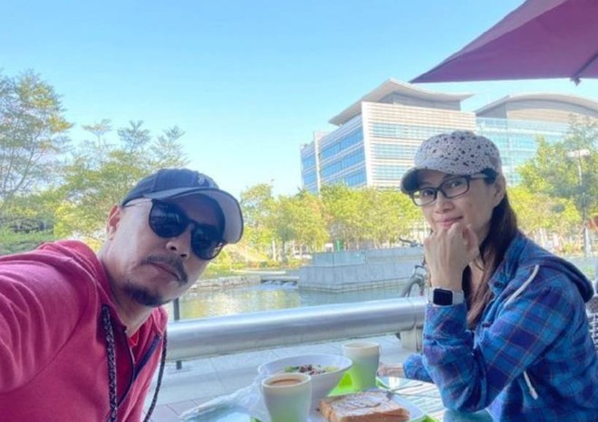 Ng&ocirc;i sao liều m&igrave;nh nhất m&agrave;n ảnh: Su&yacute;t ăn xin v&igrave; vết cắn 3 tỷ đồng, đổi vận nhờ cưới đại mỹ nh&acirc;n đ&igrave;nh đ&aacute;m - Ảnh 7.