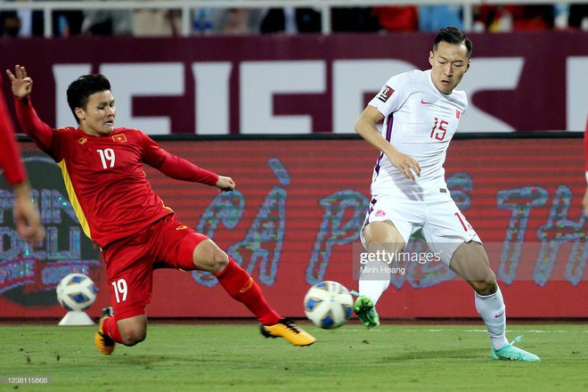 Tiết lộ: Quang Hải từ chối cơ hội thi đấu ở Champions League để đến với đội bóng Pháp - Ảnh 1.