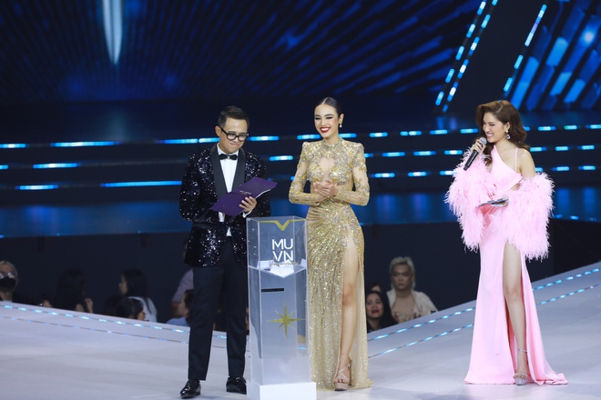 Hoa hậu Hoàn vũ Việt Nam 2022 thi ứng xử: Người run rẩy, lúng túng, người tự tin, bản lĩnh - Ảnh 3.