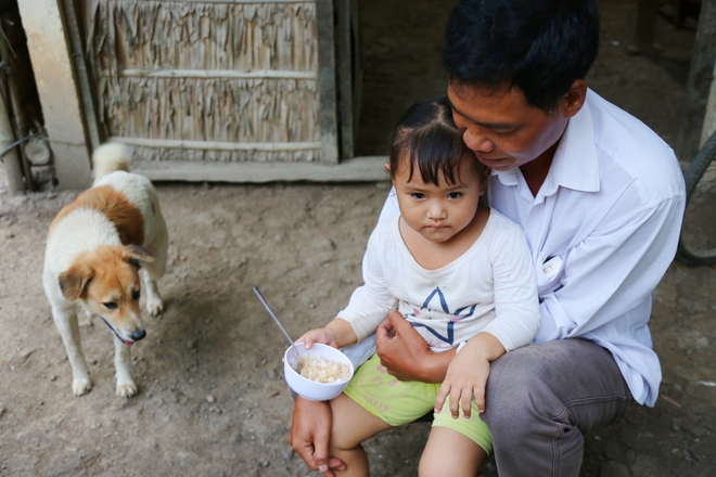 Đường cùng của người mẹ bị hoại tử xương, cầu mong sống tiếp để nhìn con gái 3 tuổi lớn thêm từng ngày - Ảnh 5