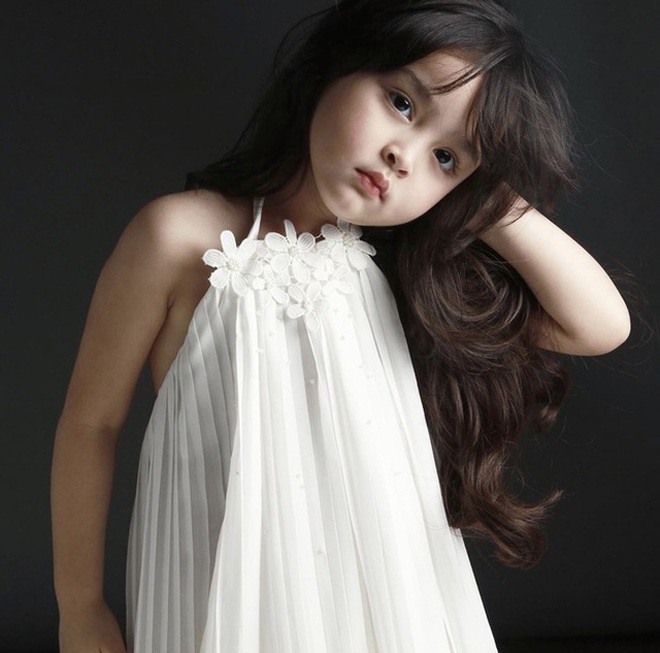 Dậy sóng nhan sắc con gái Marian Rivera: Mới 7 tuổi mà đã xinh đến mức lấn át cả mỹ nhân đẹp nhất Philippines cùng khung hình! - Ảnh 5.