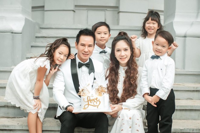 Những gia đình hạnh phúc, chưa từng lục đục trong showbiz Việt