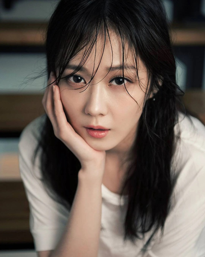 Jang Nara ở tuổi 41: &quot;Nữ thần thanh xuân&quot; của hàng vạn fan hâm mộ đã tìm thấy tình yêu chân chính đời mình - Ảnh 7.