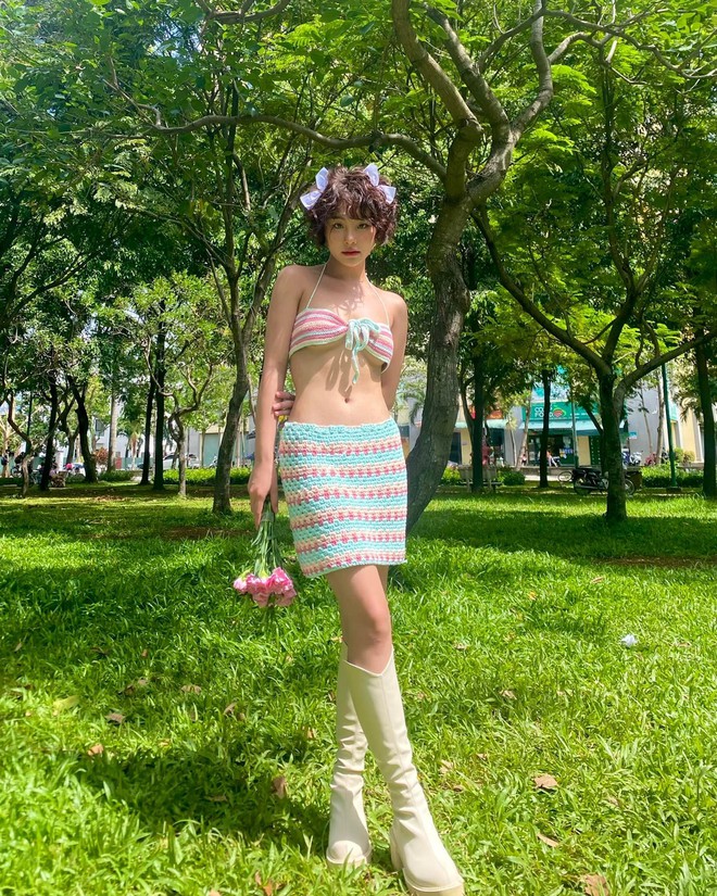 Khả Ngân, Ninh Dương Lan Ngọc bốc lửa diện bikini, hot girl người Tày gợi cảm táo bạo - Ảnh 7.