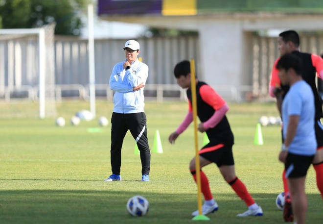 U23 H&agrave;n Quốc gặp sự cố bất ngờ do sai s&oacute;t của AFC trước trận gặp U23 Việt Nam - Ảnh 1.