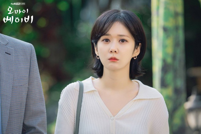 Jang Nara ở tuổi U40: Nhan sắc ma cà rồng gây sốc, mặc đẹp từ trong phim ra ngoài đời - Ảnh 17.