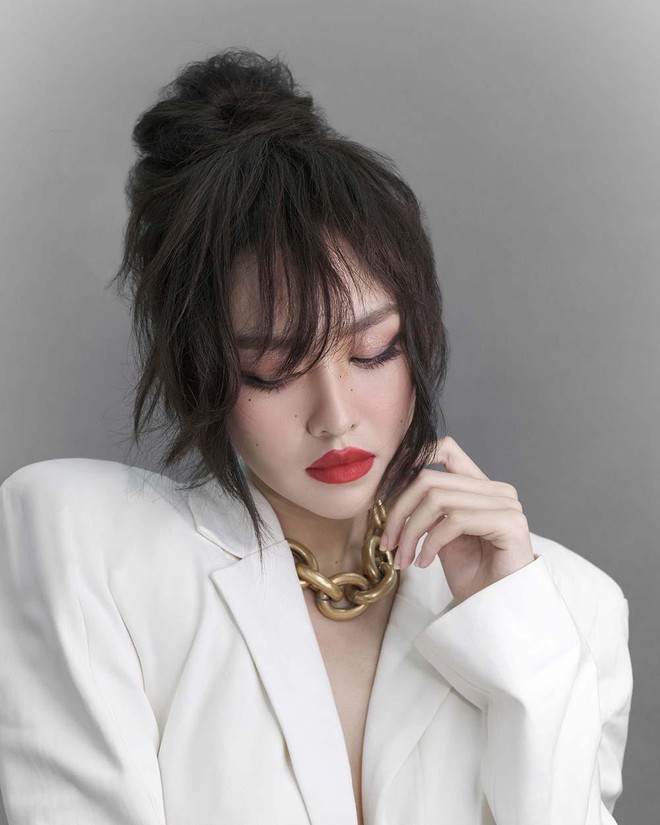 &Aacute; hậu Tường San khoe thần th&aacute;i đỉnh cao v&agrave; nhan sắc n&oacute;ng bỏng trong bộ ảnh đ&oacute;n sinh nhật tuổi 22 - Ảnh 7.