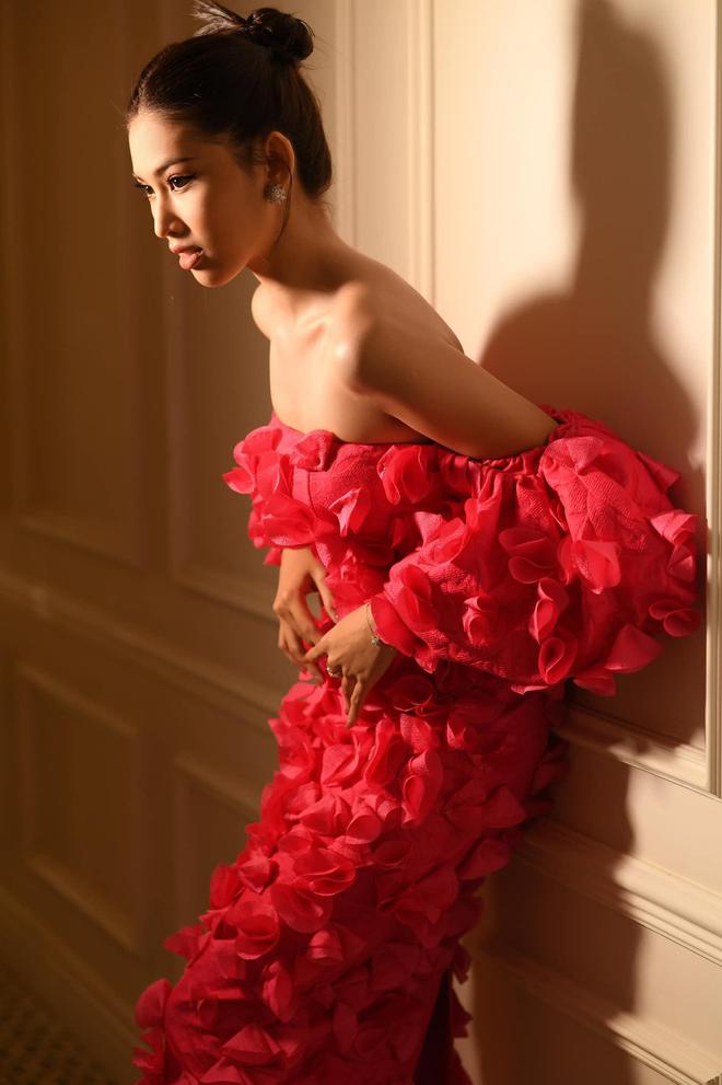 Nhan sắc thăng hạng của &Aacute; hậu Ngọc Thảo sau 2 năm gi&agrave;nh danh hiệu: Xứng danh mỹ nh&acirc;n showbiz Việt - Ảnh 7.