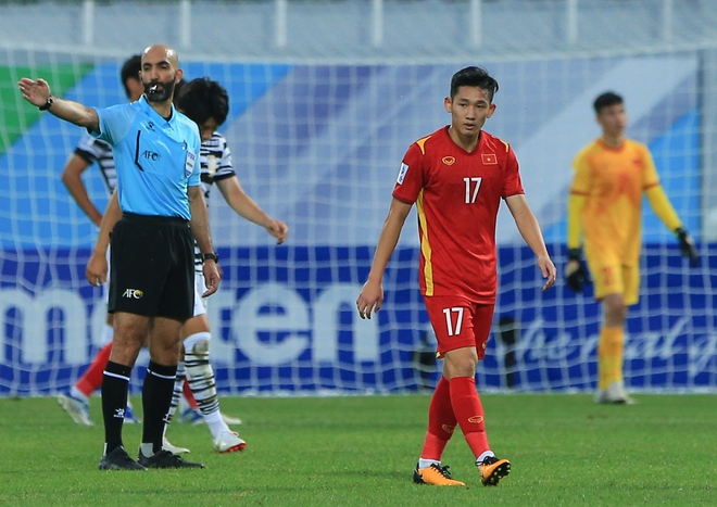Đội trưởng U23 Việt Nam ôm đầu nuối tiếc khi đồng đội bỏ lỡ cơ hội đánh bại U23 Hàn Quốc - Ảnh 5.