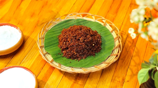 Loại muối lạ l&agrave;m từ con kiến ở Gia Lai, gi&aacute; c&oacute; thể l&ecirc;n đến 1 triệu/kg, t&igrave;m mua si&ecirc;u kh&oacute; - Ảnh 3.