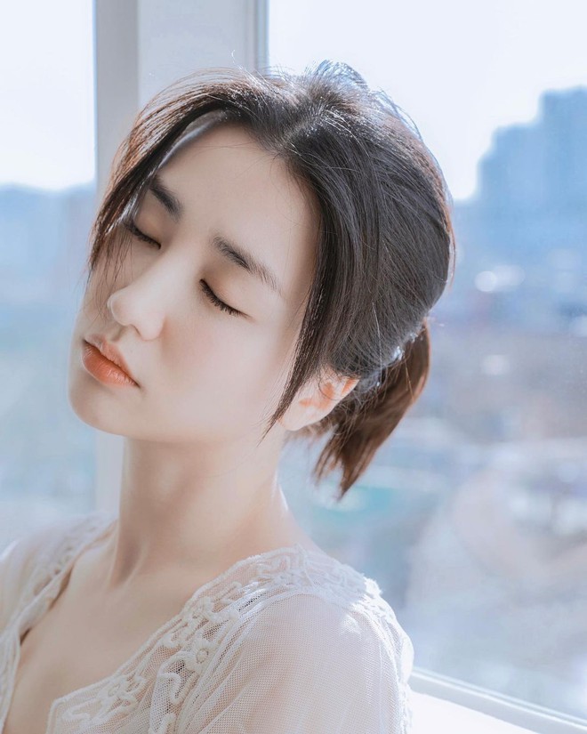 C&oacute; mỹ nh&acirc;n H&agrave;n được v&iacute; l&agrave; bản sao Lưu Diệc Phi: Diễn xuất ăn đứt thần ti&ecirc;n tỷ tỷ nhưng sự nghiệp lại mờ nhạt - Ảnh 1.