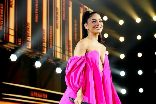 Vanessa Hudgens khoe da thịt với 6 bộ cánh thiêu đốt sân khấu MTV Movie & TV Awards 2022 - Ảnh 6.