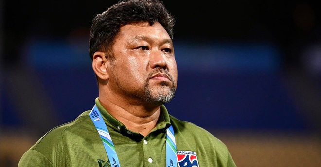 HLV U23 Th&aacute;i Lan vẫn tiếc v&igrave; kh&ocirc;ng thắng Việt Nam, l&yacute; giải nguy&ecirc;n nh&acirc;n thua trận trước H&agrave;n Quốc  - Ảnh 1.