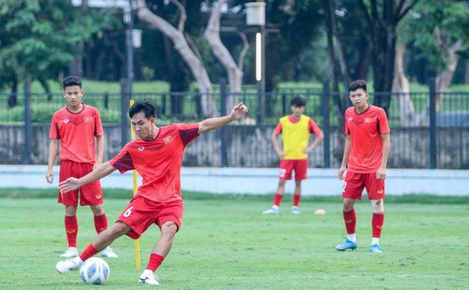 Vì sao người hâm mộ không thể xem U19 Việt Nam đá giải Đông Nam Á? - Ảnh 1.