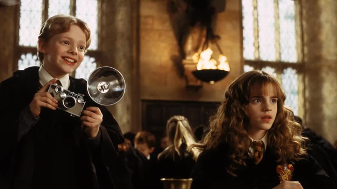 Đây là sao nhí thần kỳ nhất Harry Potter: Nhan sắc biến động liên tục, phim vận vào đời quá đỉnh - Ảnh 2.