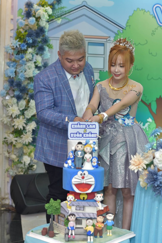 Doraemon, cặp đôi, đám cưới - những hình ảnh đầy cảm xúc và ý nghĩa! Hãy tìm hiểu về câu chuyện tình yêu đẹp như mơ giữa Doremon và Shizuka trong những hình ảnh cưới Đô Rê Mon. Đây là một trải nghiệm tuyệt vời và sẽ đem lại cho bạn nhiều cảm xúc khác nhau!