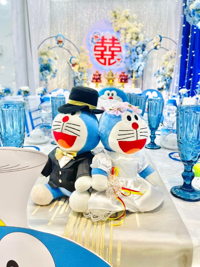 Đám cưới đặc biệt của cặp đôi fan cuồng truyện tranh Doraemon - Ảnh 14.