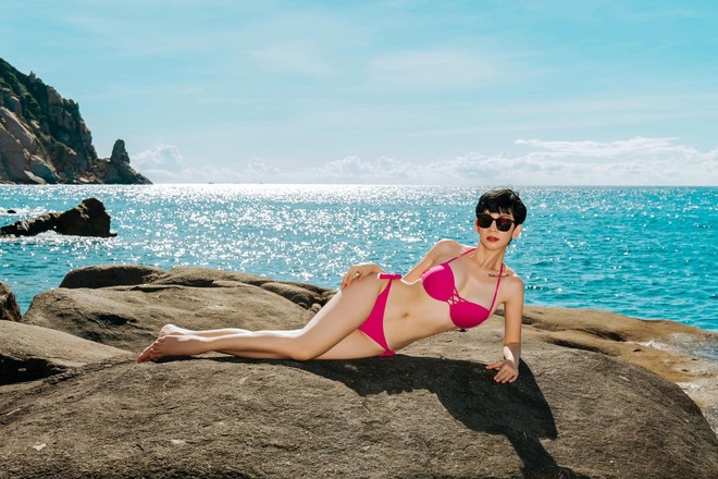 Xuân Lan diện bikini hồng khoe body cực nóng bỏng ở tuổi 44 - Ảnh 5.