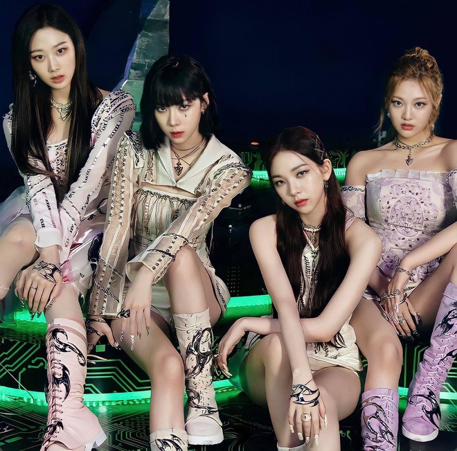 aespa qua từng thời kì: Bùng nổ ngoại hình ngày càng thăng hạng, thành tích còn vượt BLACKPINK ở khoản này! - Ảnh 9.