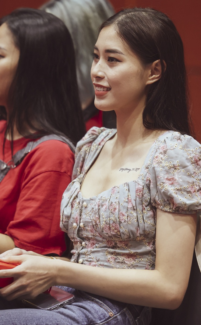 Loạt ảnh: Cặp bạn thân Hoa hậu Hoàn vũ Việt Nam 2022, cô nàng được mệnh danh "tỷ tỷ xứ Trung" hội tụ trên sân bóng rổ - Ảnh 2.