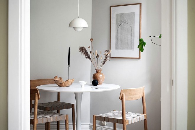 Căn hộ Scandinavian đầy m&agrave;u sắc nhưng vẫn giữ vẻ đẹp nhẹ nh&agrave;ng, b&igrave;nh y&ecirc;n - Ảnh 14.