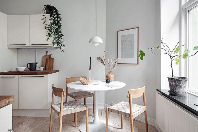 Căn hộ Scandinavian đầy m&agrave;u sắc nhưng vẫn giữ vẻ đẹp nhẹ nh&agrave;ng, b&igrave;nh y&ecirc;n - Ảnh 3.