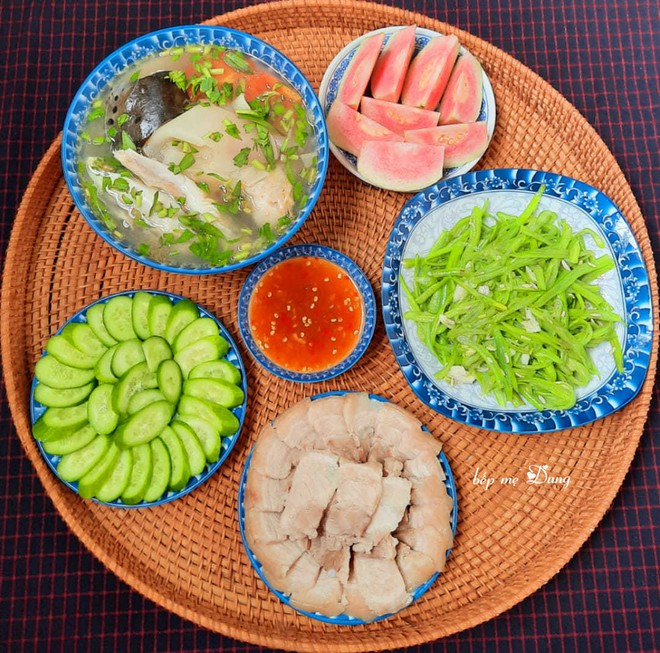 Thực đơn cơm nh&agrave; 100K của b&agrave; mẹ L&acirc;m Đồng khiến hội chị em trầm trồ khen ngợi - Ảnh 7.