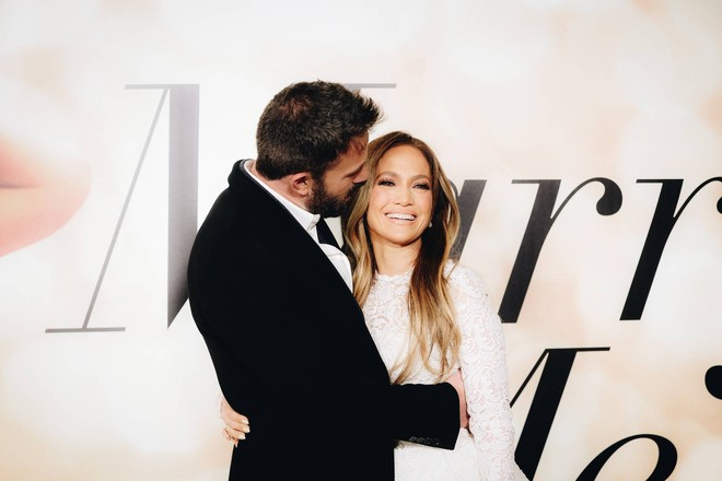 Người Dơi Ben Affleck và Jennifer Lopez chính thức kết hôn sau 2 thập kỷ hợp tan, dọn về nhà tân hôn 1407 tỷ - Ảnh 4.