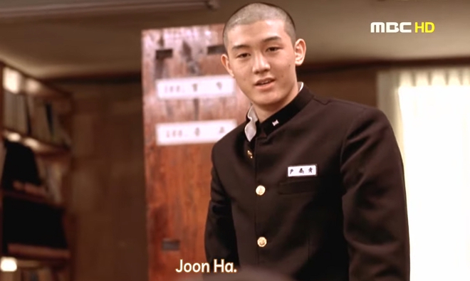Mê mẩn nhan sắc chồng màn ảnh đầu tiên của Son Ye Jin sau 19 năm: Ngoài 40 vẫn đúng chuẩn mỹ nam - Ảnh 4.