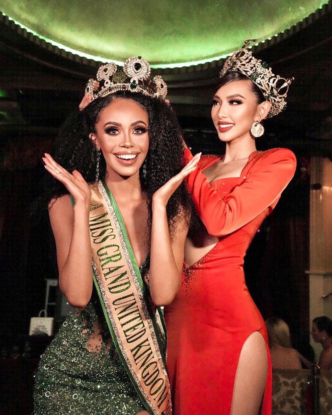 Sụt cân sau chuyến từ thiện châu Phi, Thùy Tiên vẫn rạng rỡ khi trao vương miện cho Miss Grand UK - Ảnh 5.