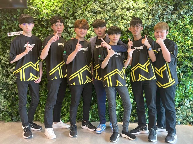 Để thua trước ONE Team, V Gaming vẫn còn cơ hội sửa sai tại AIC 2022 - Ảnh 3.