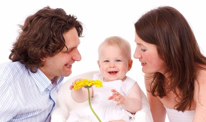 Hầu hết trẻ em lớn l&ecirc;n trong gia đ&igrave;nh c&oacute; đủ 3 điều n&agrave;y đều rất giỏi giang, th&ocirc;ng minh: Gi&agrave;u c&oacute; hay kh&ocirc;ng, kh&ocirc;ng quan trọng - Ảnh 1.