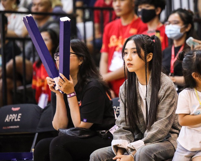 Những điều choáng ngợp trong trận bóng rổ kinh điển hội tụ toàn khán giả ngôi sao giữa Saigon Heat và Hanoi Buffaloes - Ảnh 9.