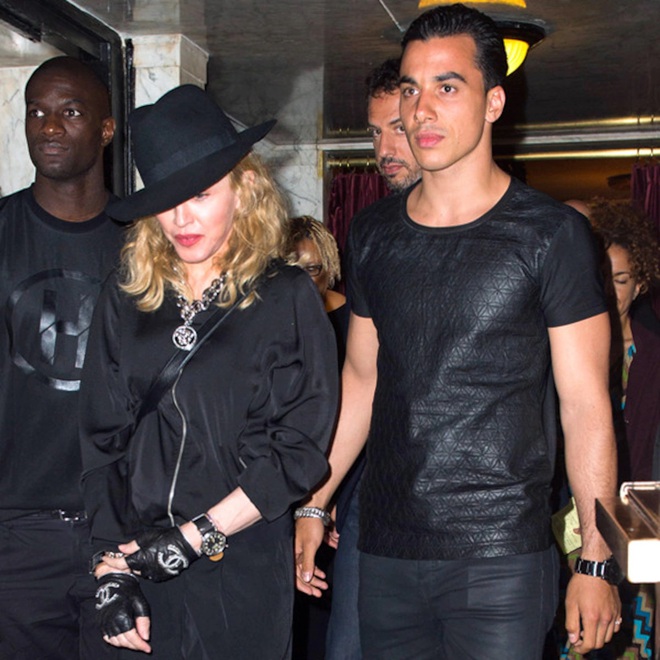 "Queen of Pop"  Madonna: Dating all young men but lingering on her unrequited unrequited love with a famous actor - Photo 7.