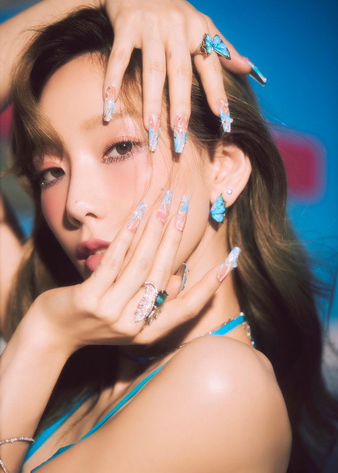 SNSD trở lại gây bão toàn cầu: Taeyeon - Seohyun sắc vóc tuyệt mỹ, kéo đến Sooyoung mới ngỡ ngàng - Ảnh 13.