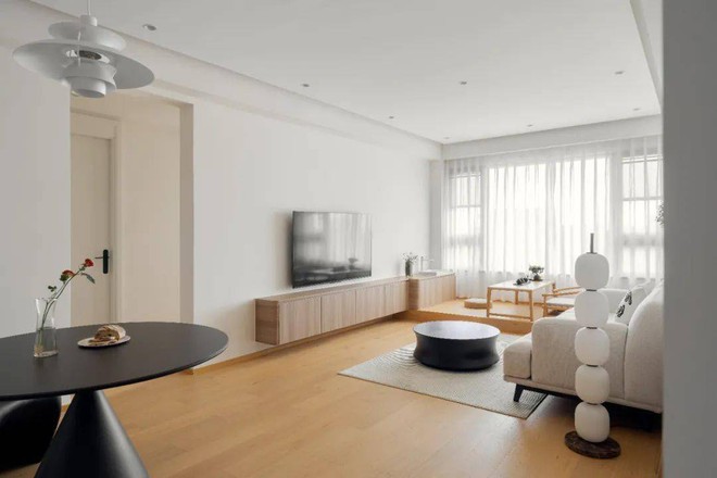 Căn hộ đơn điệu thay đổi diện mạo ho&agrave;n to&agrave;n chỉ sau 45 ng&agrave;y cải tạo m&agrave; kh&ocirc;ng cần đập ph&aacute; - Ảnh 6.