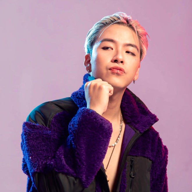 D&agrave;n MC b&oacute;ng rổ sở hữu ngoại h&igrave;nh si&ecirc;u ngầu, chất x&uacute;c t&aacute;c khiến người h&acirc;m mộ cuồng nhiệt trong mỗi trận đấu - Ảnh 8.