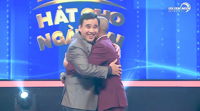 MC Quyền Linh: Tôi vẫn nhớ như in những ngày ăn mì tôm ấy - Ảnh 3.