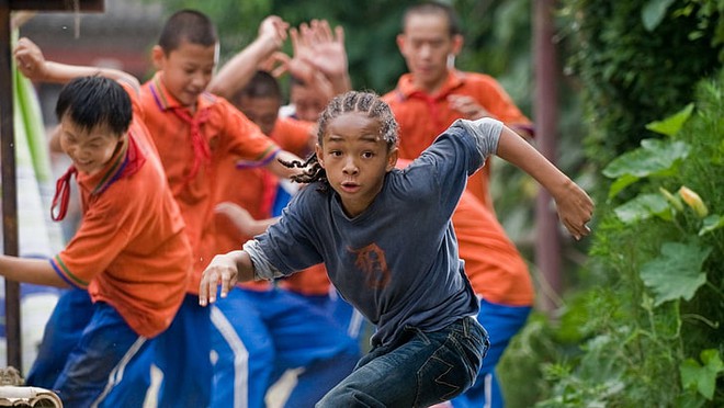 Tình bạn ở Karate Kid nhắn nhủ sâu sắc: Kỳ thị không phải bản năng lúc sinh ra, vậy nên hãy học cách yêu thương - Ảnh 10.