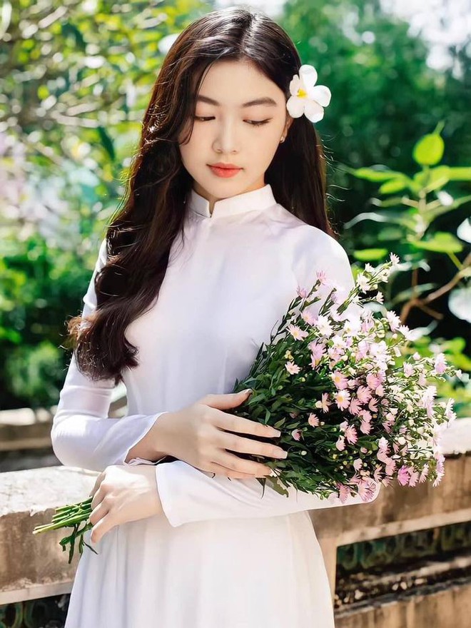 Lọ Lem nhà MC Quyền Linh gây thương nhớ với vẻ đẹp chuẩn Hoa hậu - Ảnh 4.