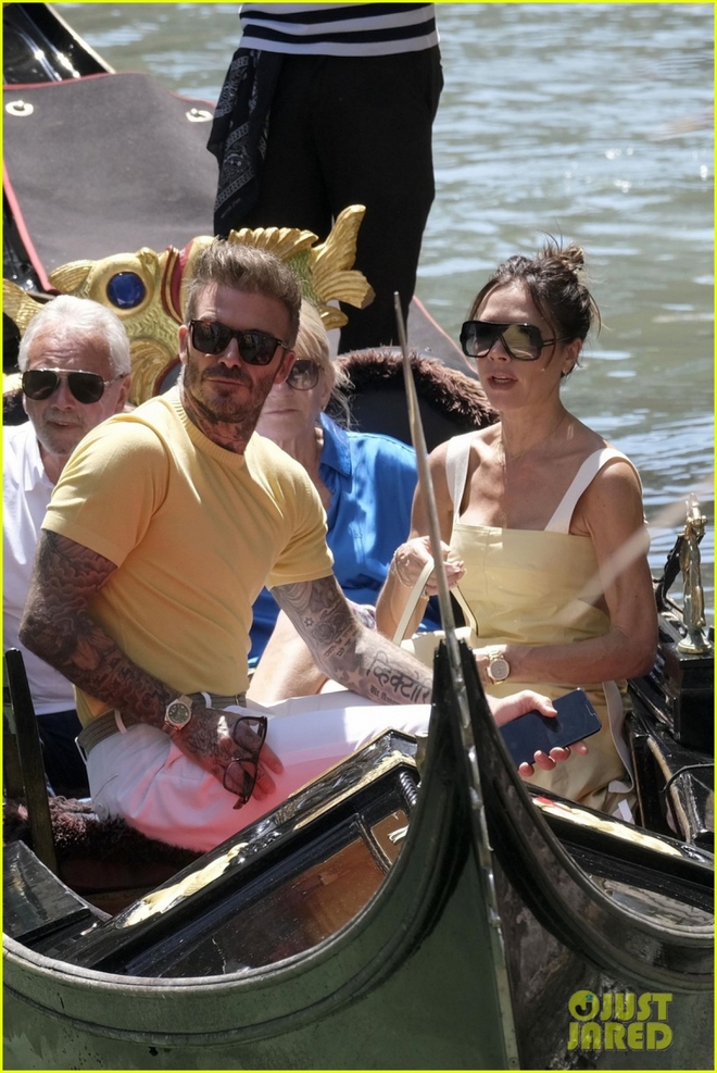 Vợ chồng Vic - Beck hẹn hò ở Venice nhân dịp kỷ niệm 23 năm ngày cưới - Ảnh 7.