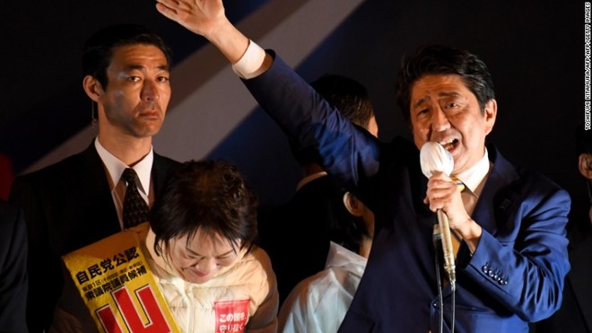 Tiểu sử ông Abe Shinzo - Thủ tướng Nhật Bản tại vị lâu nhất từ trước đến nay - Ảnh 3.